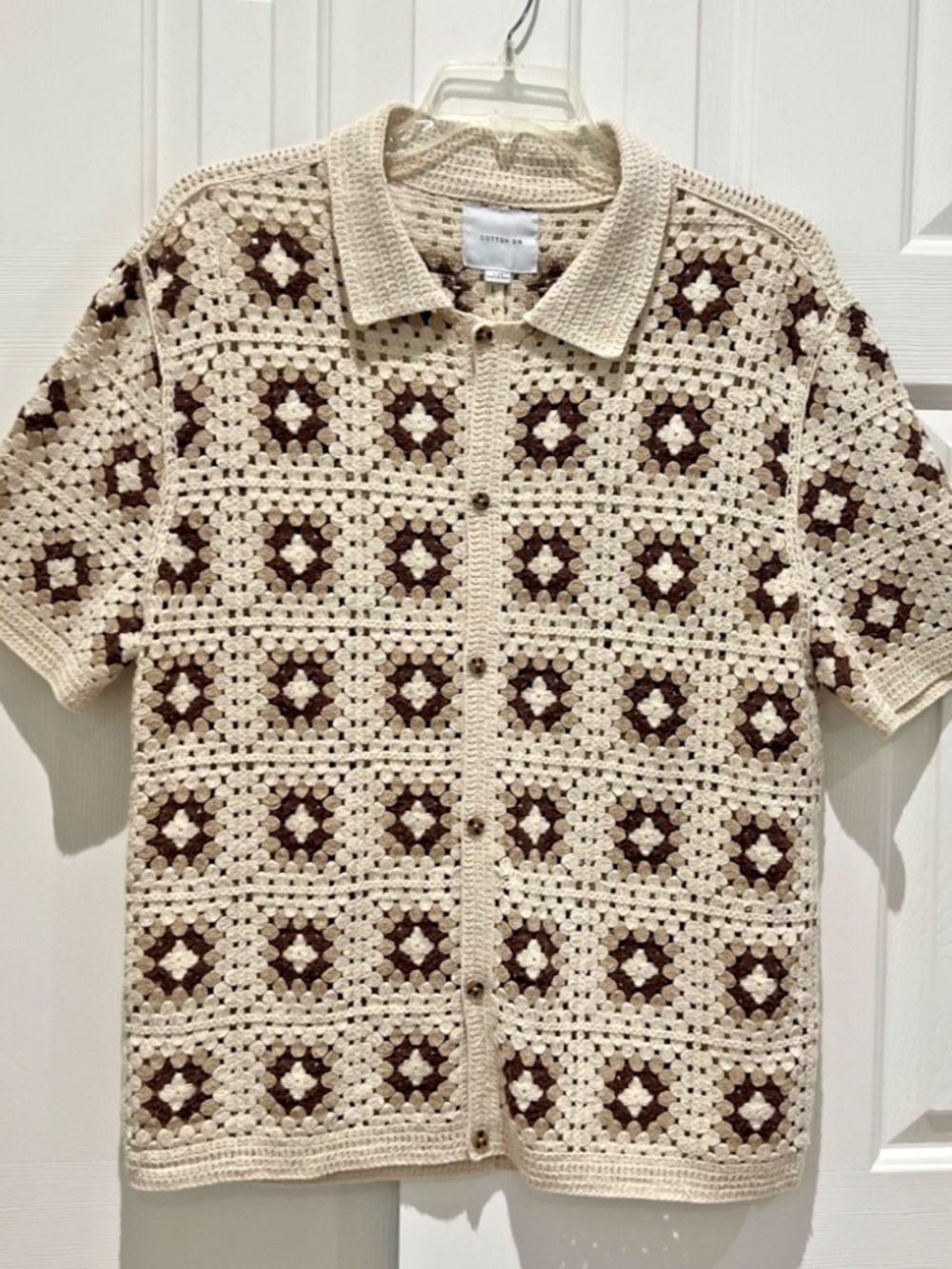 Men's  Granny Square Patchwork Crochet Button Short Sleeve Cotton On SZ L Tans